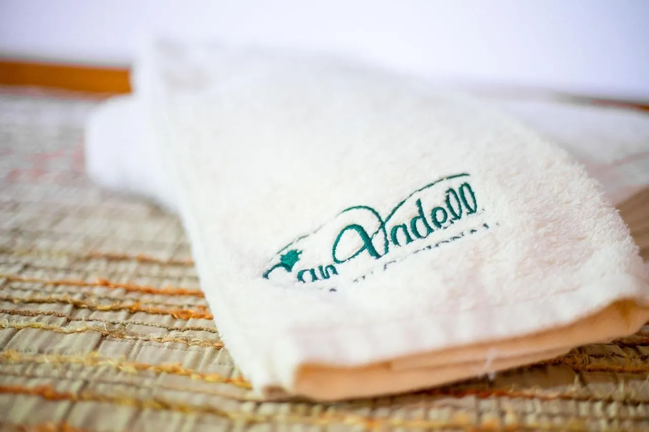 Can Vadell بويينسا 0*,  إسبانيا